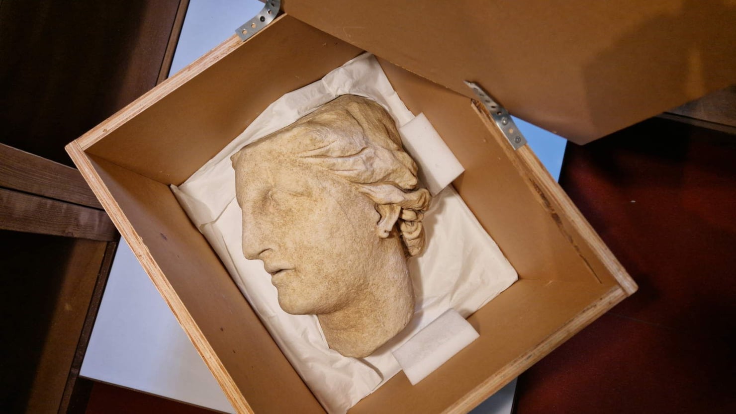 Testa in marmo della dea Atena (fine del III e del II secolo a.C.) Foto: Museo archeologico nazionale di Taranto